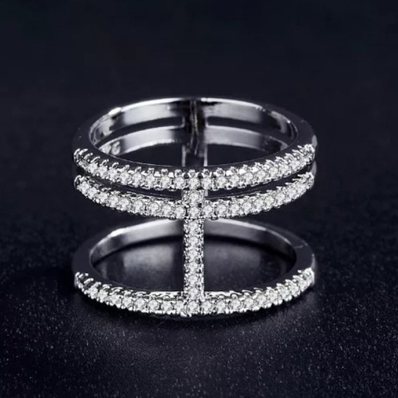 STERLING SILVER ENGAGEMENT BAND RING - Picture 2 of 4